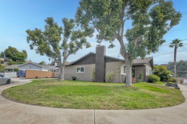 4960 Sparks Avenue, San Diego CA: https://media.crmls.org/mediaz/6a1262d5-1a99-4297-8d39-c7d3ad5b46e2.jpg