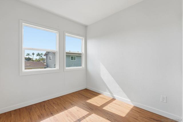 Image 23 of 41 For 4530 38th St