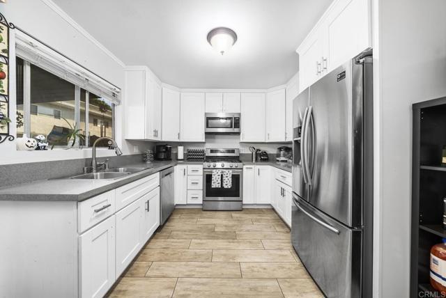 Photo #2: PTP2304491 Listing 