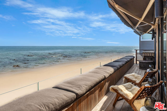 20762 Pacific Coast Highway, Malibu CA: https://media.crmls.org/mediaz/6a13b16d-8234-4ddc-8e8c-38f9f3e5ed84.jpg