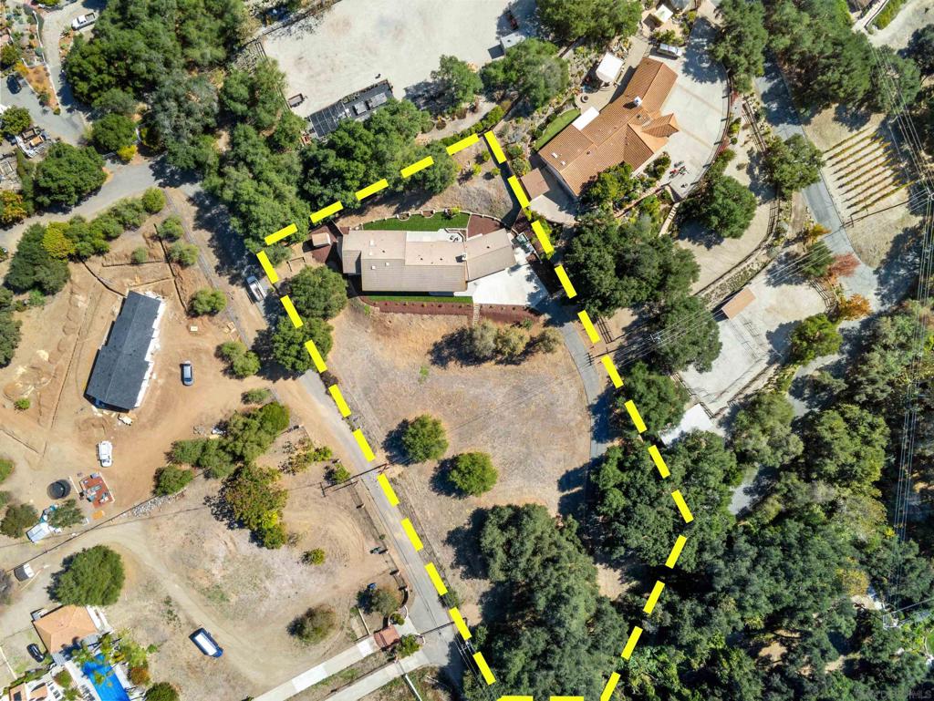 MLS #250043071SD image #21