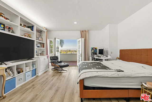 Drew Fenton | 2282 Canyonback Road Los Angeles CA | MLS: 7426024