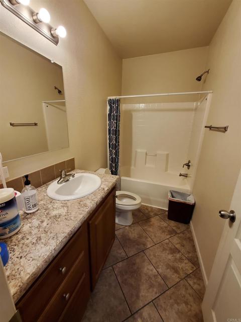 Detail Gallery Image 10 of 17 For 1575 W Valley Parkway #25,  Escondido,  CA 92025 - 3 Beds | 2 Baths
