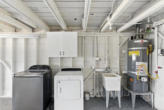 417 Hiller Street, Belmont CA: https://media.crmls.org/mediaz/6a1677bf-c6f9-46ef-bcff-6fde07e30d17.jpg