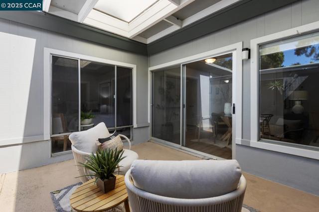 1501 Oakmont, Walnut Creek CA: https://media.crmls.org/mediaz/6a16dd2c-1ecf-4b86-bf08-eb3c7c228586.jpg