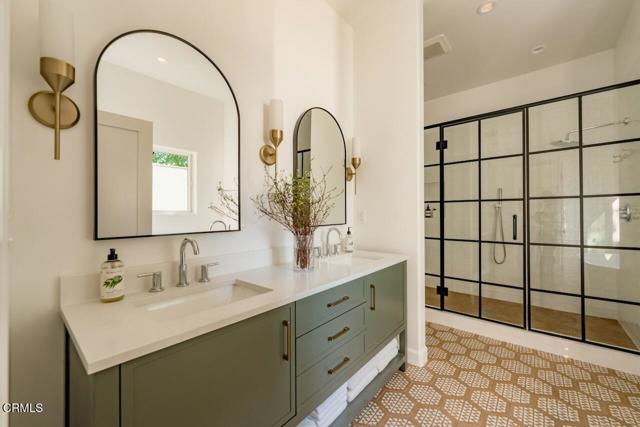 Detail Gallery Image 25 of 47 For 229 S Grand Oaks Ave, Pasadena,  CA 91107 - 3 Beds | 2 Baths