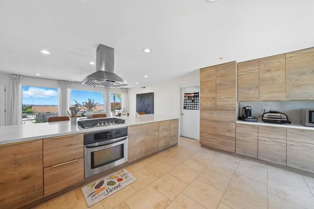 Detail Gallery Image 11 of 75 For 305 Camino Del Cerro Grande, Bonita,  CA 91902 - 5 Beds | 4 Baths