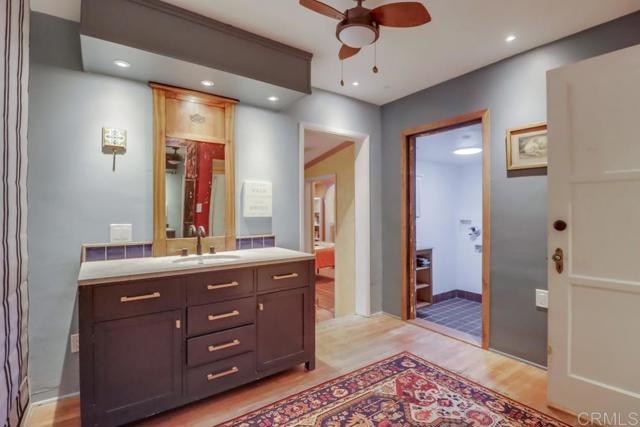 Detail Gallery Image 23 of 73 For 3014 Xenophon St, Point Loma,  CA 92106 - 5 Beds | 3 Baths