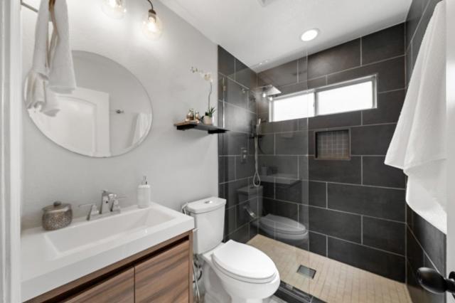 2733 Scottsdale Drive, San Jose CA: https://media.crmls.org/mediaz/6a1a45c5-a45c-407e-9010-fcd0efc2d1fa.jpg