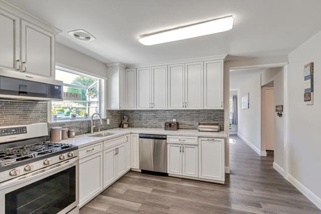 2592 Amethyst Drive, Santa Clara CA: https://media.crmls.org/mediaz/6a1b26f4-a7ef-4e4a-be96-f2e6ad1f64bb.jpg