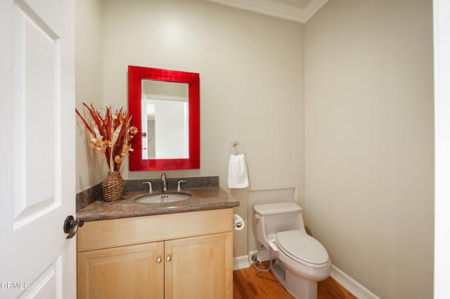 Detail Gallery Image 26 of 39 For 251 S Skyline Dr, Thousand Oaks,  CA 91361 - 4 Beds | 2/1 Baths