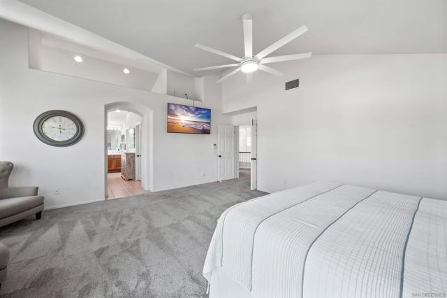 1833 Magnolia Court, California 92054, 5 Bedrooms Bedrooms, ,3 BathroomsBathrooms,Single Family Residence,For Sale,Magnolia Court,250039306SD