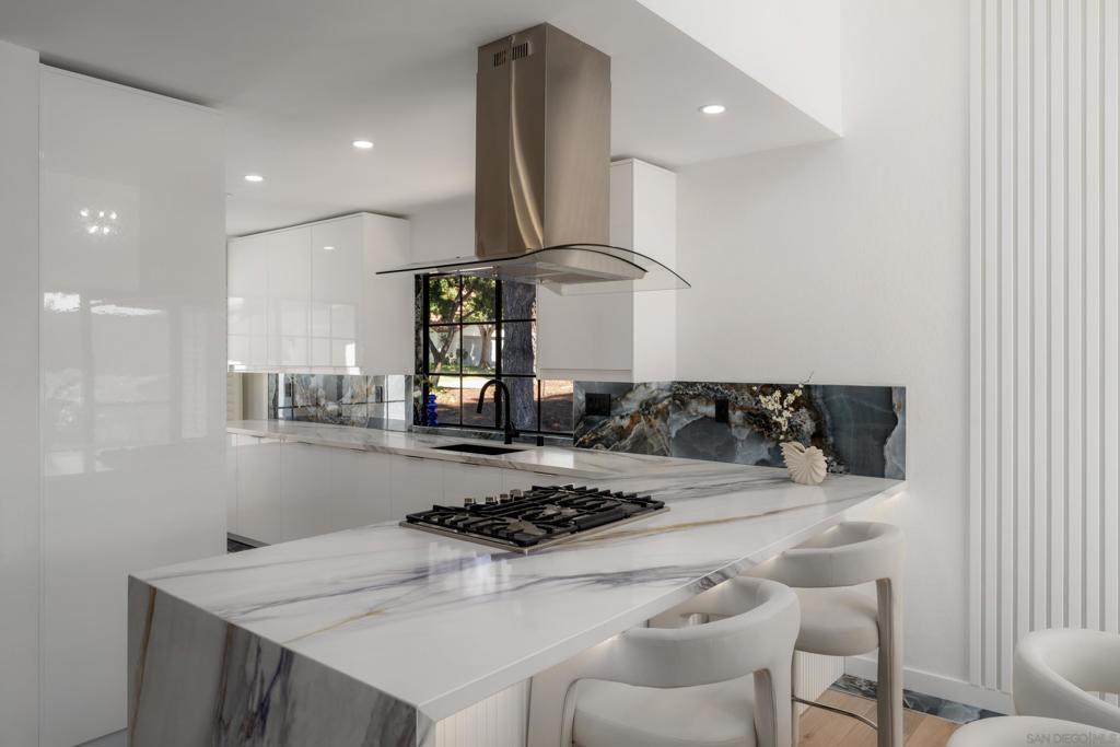 MLS #250042589SD image #17