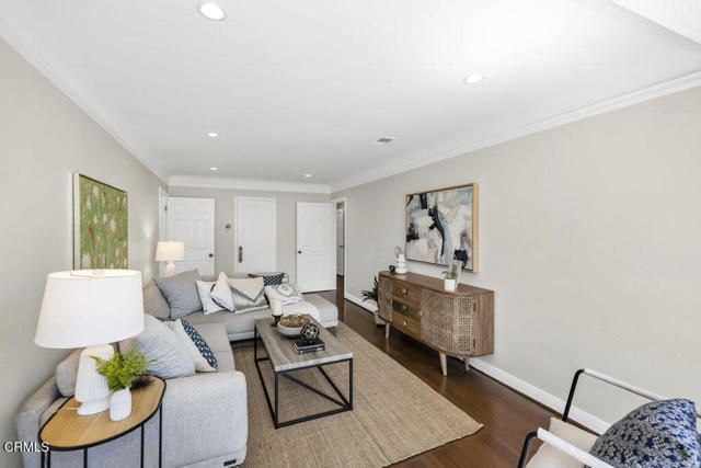 222 Pasqual Avenue, San Gabriel CA: https://media.crmls.org/mediaz/6a1d0655-bbab-4858-8c7d-e9df61e8052f.jpg