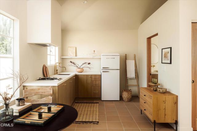 3029 isabel dr Drive, Los Angeles CA: https://media.crmls.org/mediaz/6a1d281c-442c-467d-bca1-15013f536c87.jpg