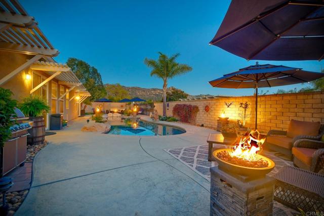 2682 Dundee Glen, Escondido CA: https://media.crmls.org/mediaz/6a1da109-949a-48fc-9b7c-483650750ad6.jpg
