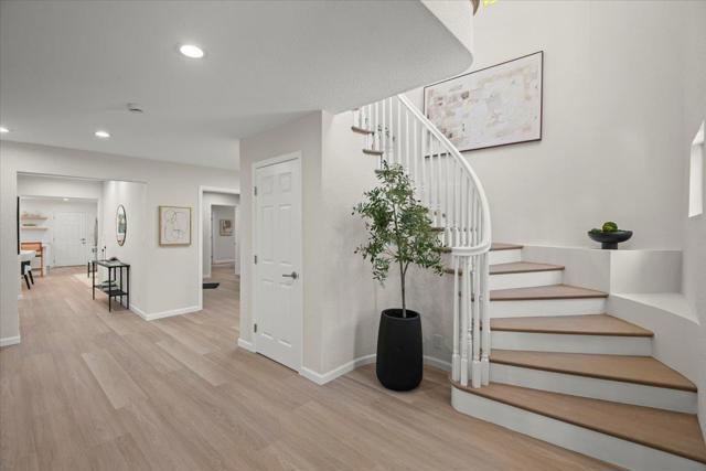 586 Burgoyne Street, Mountain View CA: https://media.crmls.org/mediaz/6a1dc4dc-1049-42f3-a025-791b57e8bdfa.jpg