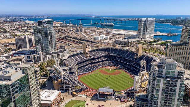 1050 Island Ave, San Diego CA: https://media.crmls.org/mediaz/6a1dcfaf-cb76-4a47-8098-4155d41a1094.jpg
