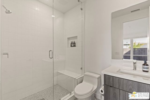 906 Cameron Center Drive, Palm Springs CA: https://media.crmls.org/mediaz/6a1f30b6-1412-4516-9722-23698790f278.jpg