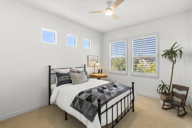 Image 33 of 63 For 1480 Regatta Road