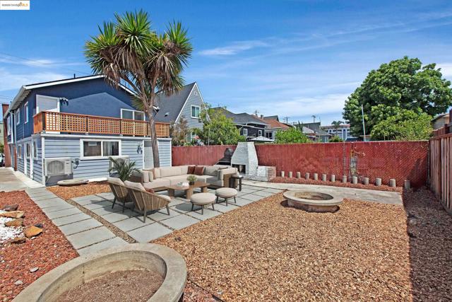 2906 Adeline St, Oakland CA: https://media.crmls.org/mediaz/6a1f6766-17ab-4768-88d0-39c1df449824.jpg