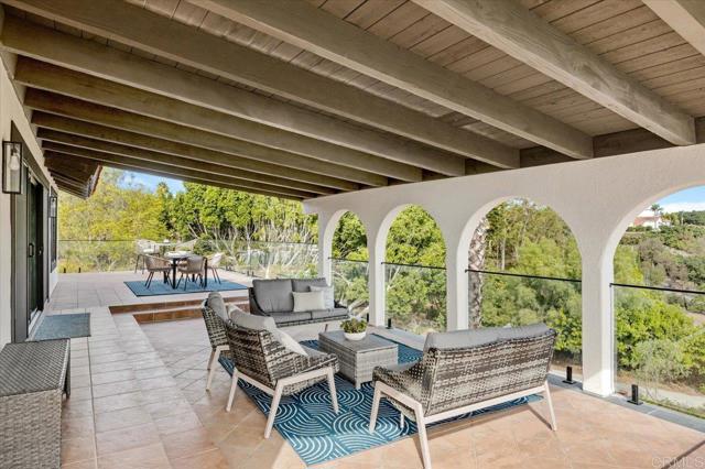 Detail Gallery Image 11 of 58 For 2918 Fairview Dr, Vista,  CA 92084 - 4 Beds | 3 Baths