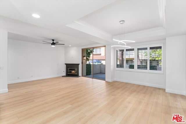 1003 Muirfield Drive, Newport Beach CA: https://media.crmls.org/mediaz/6a2019f6-e736-4ba5-b960-95f3344bd995.jpg