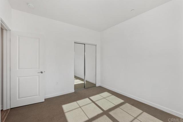 Image 20 of 36 For 877 Blackstone Drive