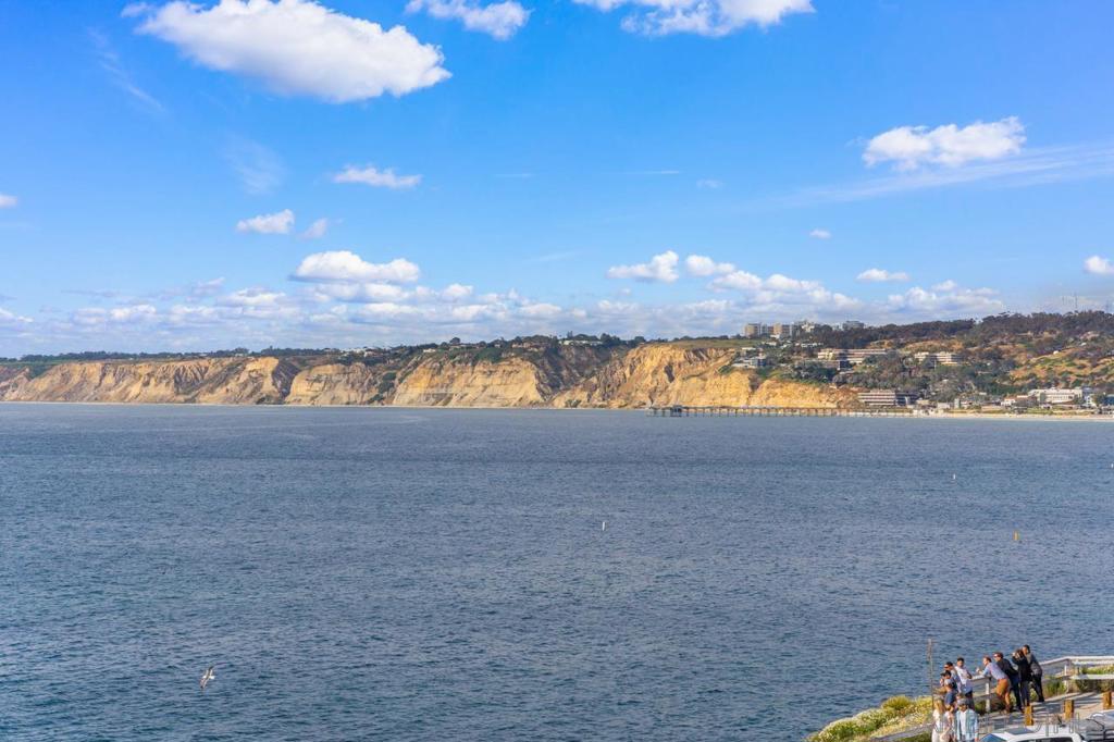 MLS #250035004SD image #28