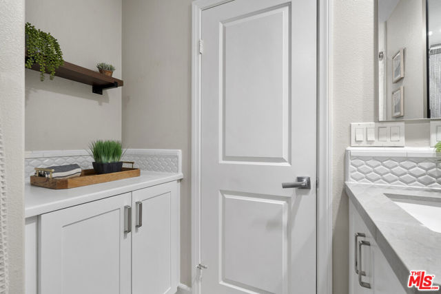 6 Alimon Street, Rancho Mission Viejo CA: https://media.crmls.org/mediaz/6a20cd31-20a1-48ff-a727-fe5c6ccb6044.jpg