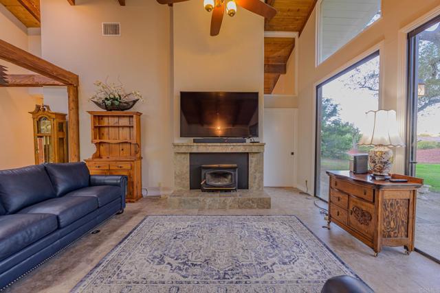 Detail Gallery Image 16 of 45 For 32202 Taupa Way, Pauma Valley,  CA 92061 - 3 Beds | 3 Baths