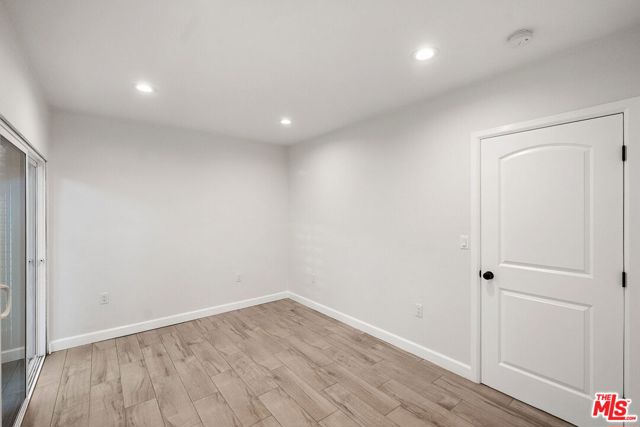 2231 1/2 Laverna Avenue, Los Angeles CA: https://media.crmls.org/mediaz/6a21eab4-602b-44aa-9c4a-54bcaedef2c8.jpg