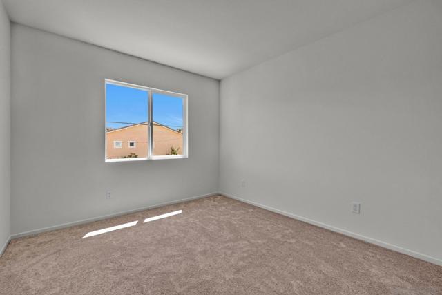 28203 Verdant Ct, Valley Center CA: https://media.crmls.org/mediaz/6a223849-b5db-43de-bf38-ce85799bb363.jpg