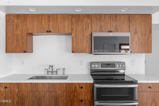 Detail Gallery Image 9 of 34 For 40851 Bob Hope Dr, Rancho Mirage,  CA 92270 - 3 Beds | 3 Baths