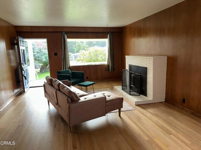 596 S Sanderson Way, Fort Bragg CA: https://media.crmls.org/mediaz/6a239b2e-8156-4779-a8c4-4fedd253bec9.jpg