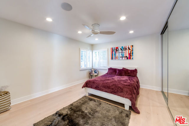 3490 Wonder View Place, Los Angeles CA: https://media.crmls.org/mediaz/6a23bf63-0a22-4df0-9bbe-c9941a6160ab.jpg