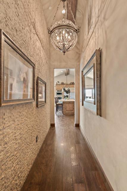 19375 Montevina Road, Los Gatos CA: https://media.crmls.org/mediaz/6a23dd48-62dd-4db5-8aae-3ed183ff84fa.jpg