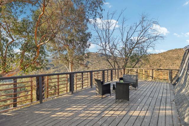 26086 Bear Valley Heights Road, Escondido CA: https://media.crmls.org/mediaz/6a24c9f9-6858-42f8-ade3-5575b51253c9.jpg