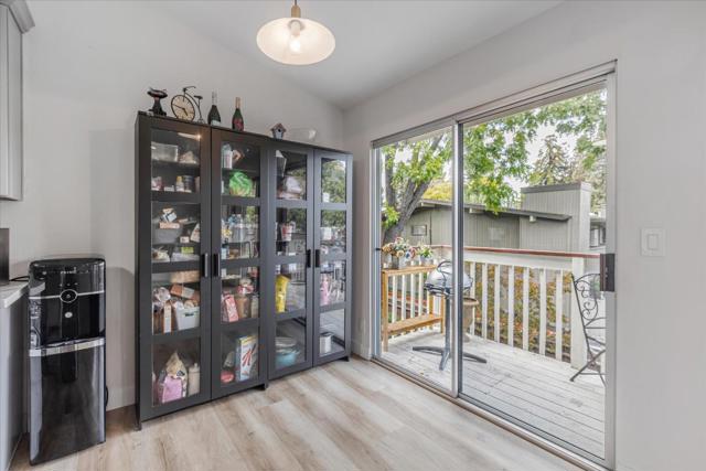 Image 11 of 35 For 2625 Keystone Avenue 207