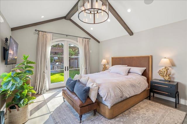 16760 Magneson Loop, Los Gatos CA: https://media.crmls.org/mediaz/6a2520d0-a09d-493f-b2a6-c9504ccc4e24.jpg