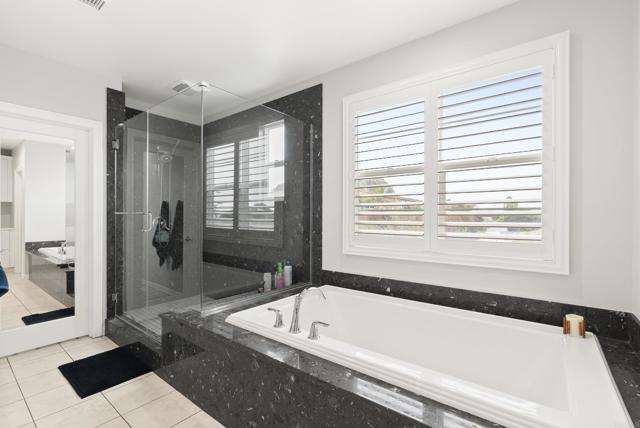 1017 Scarlet Way, Encinitas CA: https://media.crmls.org/mediaz/6a252b82-6ead-41ae-89ac-b8fcd360218b.jpg