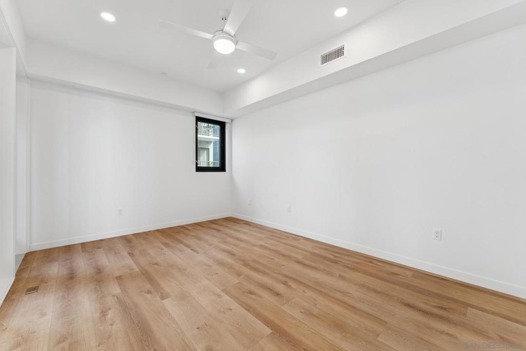 3922 Park Blvd - photo 12