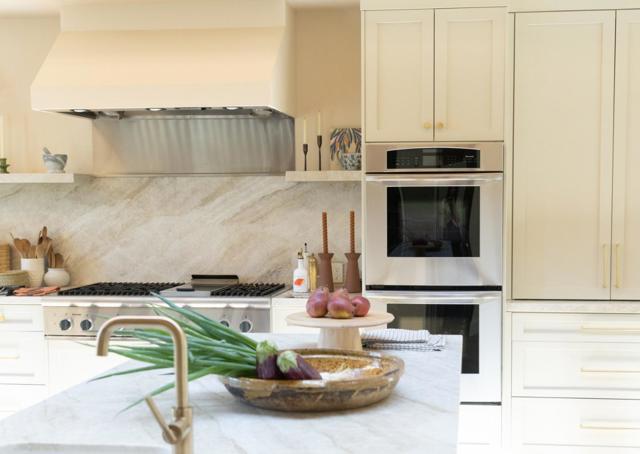 5466 Quail Way, Carmel CA: https://media.crmls.org/mediaz/6a2673ff-bac1-41f9-901a-599efb4041d5.jpg
