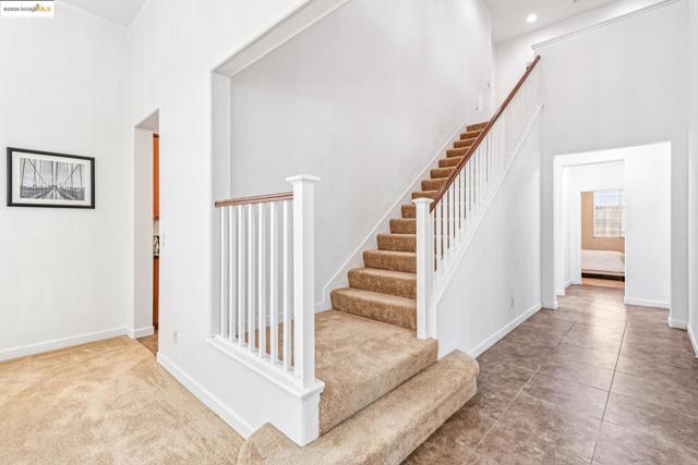 4576 Benton St, Antioch CA: https://media.crmls.org/mediaz/6a26b9f9-6a6a-4bfe-a98f-9c4b591948c7.jpg