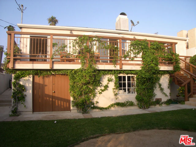 7009 RINDGE Avenue, Playa del Rey CA: https://media.crmls.org/mediaz/6a26ebef-9a95-4aab-9324-91dcfa4e94b1.jpg