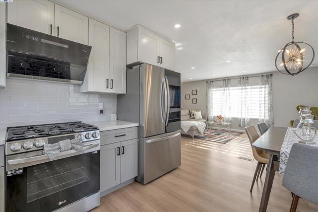 Image 12 of 48 For 4400 Inyo Ct