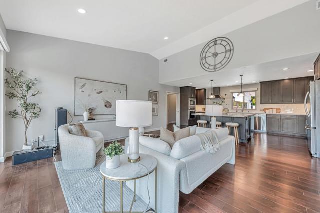 21298 Maria Lane, Saratoga CA: https://media.crmls.org/mediaz/6a27270f-3f14-47af-a4fd-cdd45c0e8bdd.jpg
