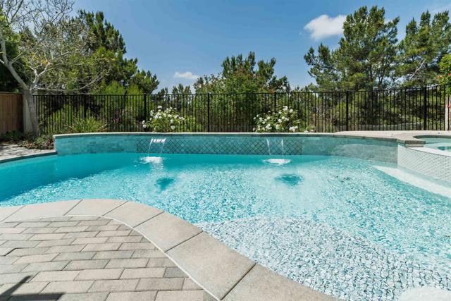 1569 Glencrest Drive, San Marcos CA: https://media.crmls.org/mediaz/6a274f88-47fe-48b3-91a7-93e909c85a78.jpg