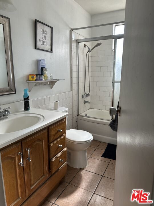 2660 Newell Street, Los Angeles, California 90039, ,Multi-Family,For Sale,Newell,25602195