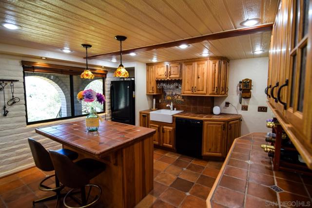 23684 Viejas Grade Rd, Descanso CA: https://media.crmls.org/mediaz/6a28533e-aac2-4de2-9cb9-b2eabb9872f2.jpg